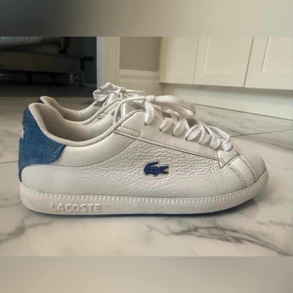 Lacoste White and Blue Sneakers
Size 6

Woman’s 
Kids 
Girls or boys 

Unisex